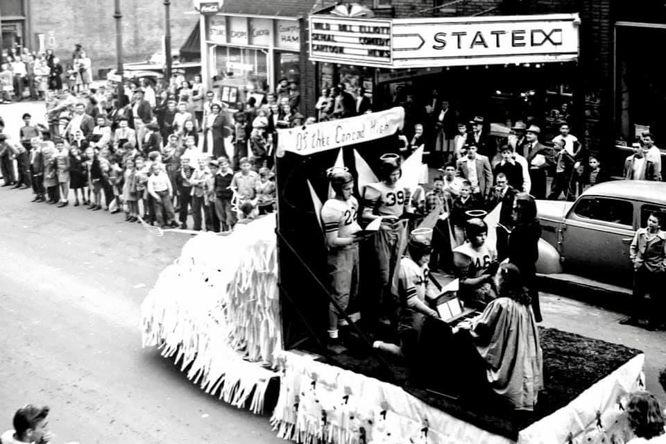 Concord Spiders parade 1947
